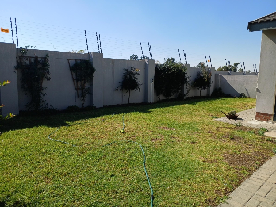 3 Bedroom Property for Sale in Waterkloof A H North West
